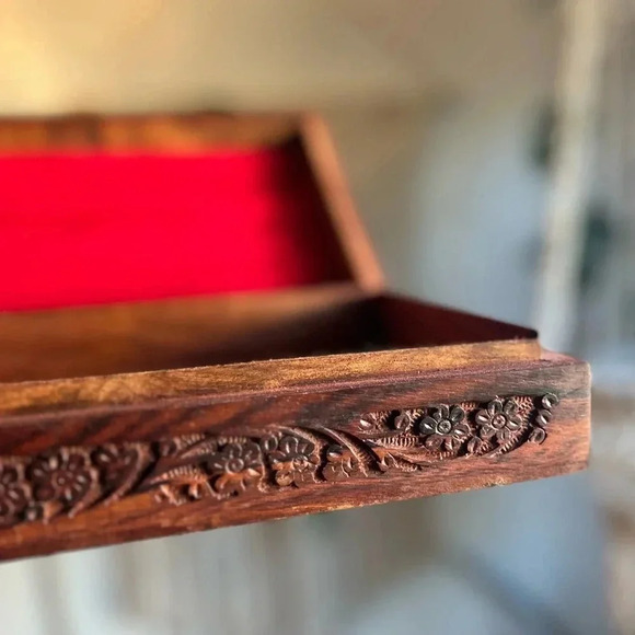 Hand-Carved Wooden Jewelry Box with Brass Inlay - 5x10” Made in India boho style - Picture 8 of 12